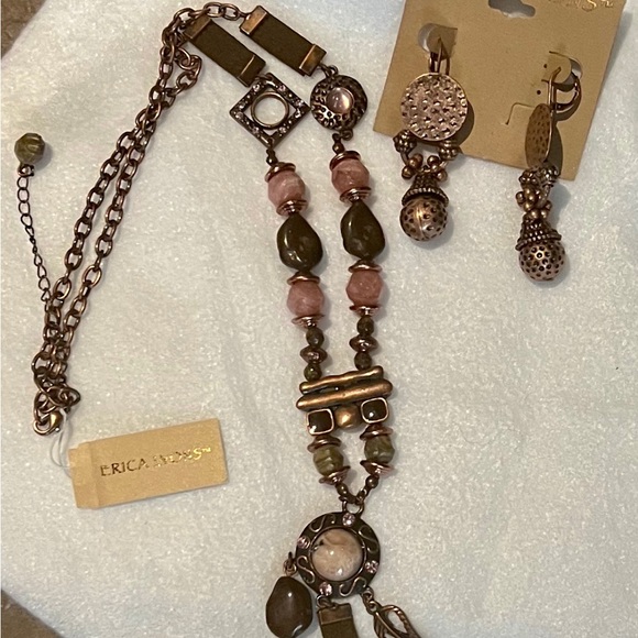 Erica Lyons Statement Necklace and Earrings - Picture 5 of 13